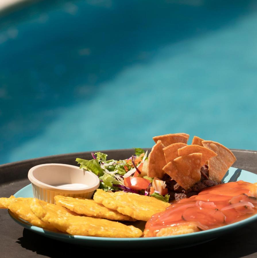 Hotel Playa Westfalia 푸에르토 리몬 외부 사진