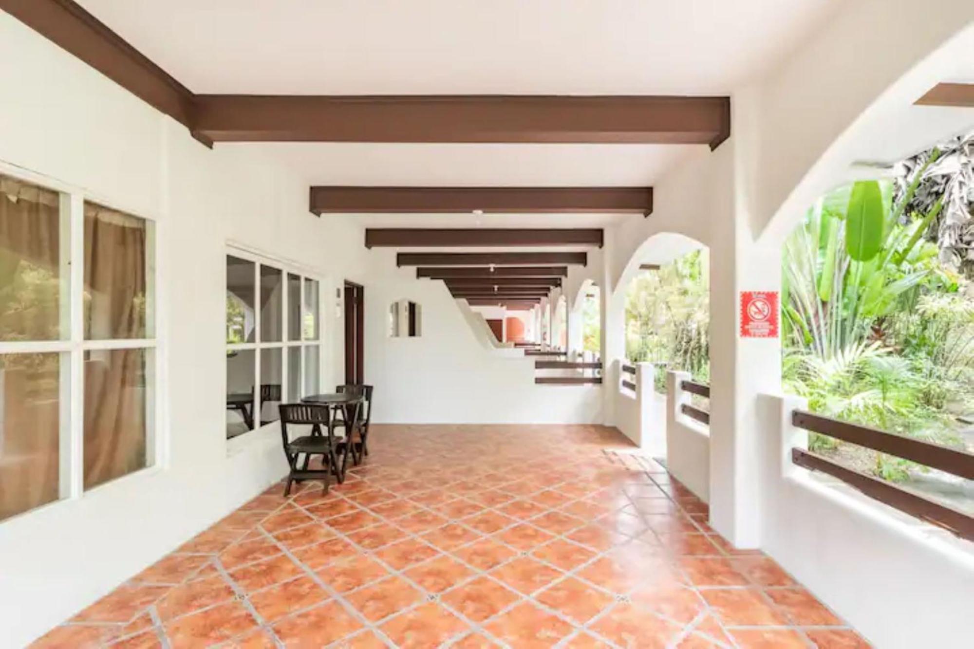 Hotel Playa Westfalia 푸에르토 리몬 외부 사진
